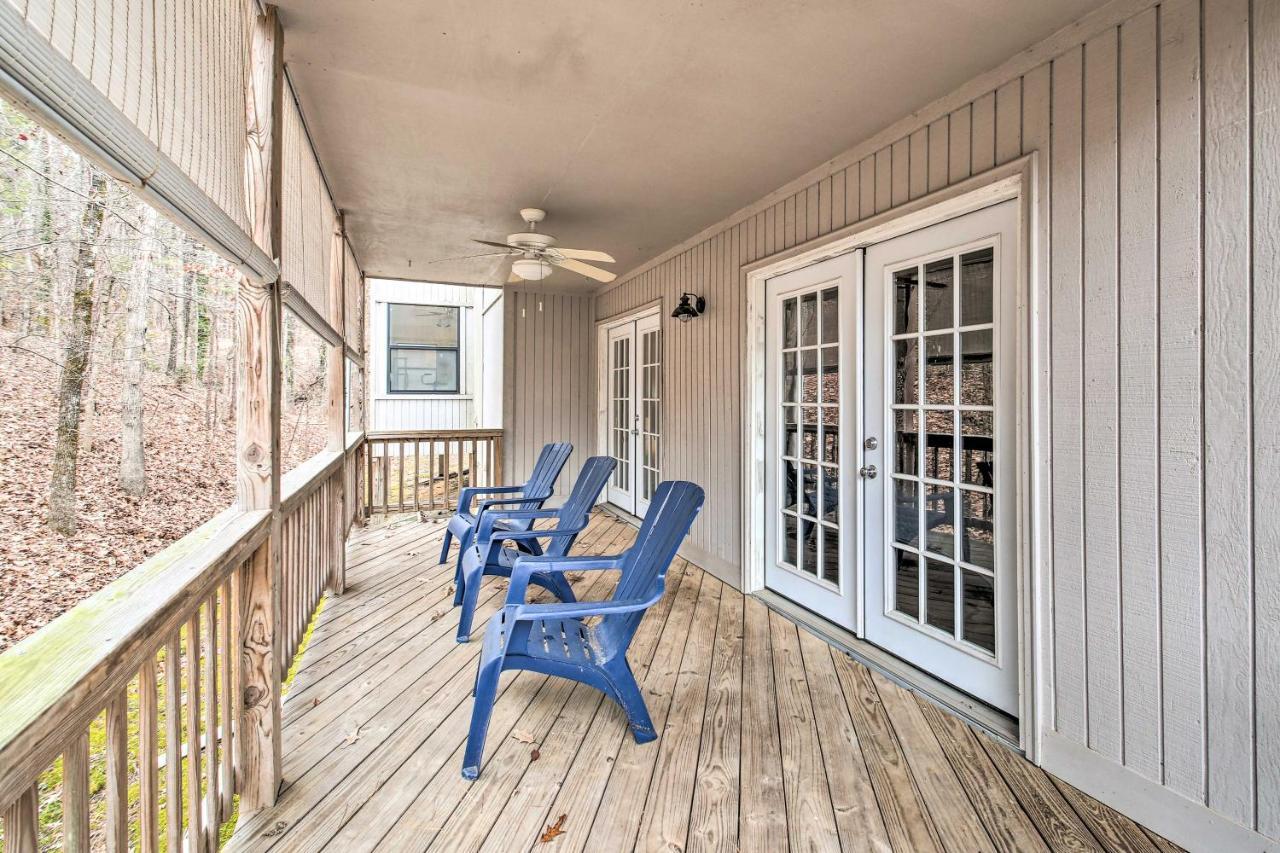 Family-Friendly Hot Springs Village Unit With Deck! Exterior photo